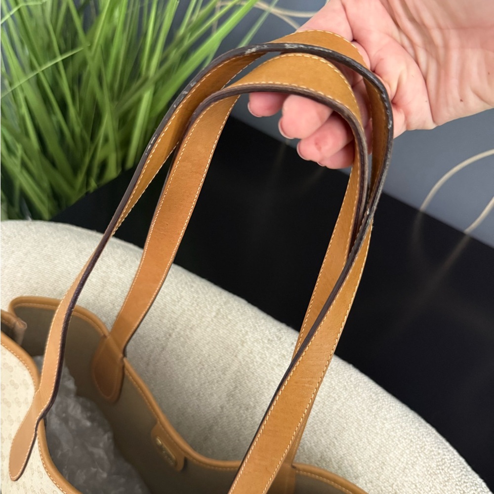 Authentic Gucci white monogram microGG coated canvas tote bag - Picture 10 of 16